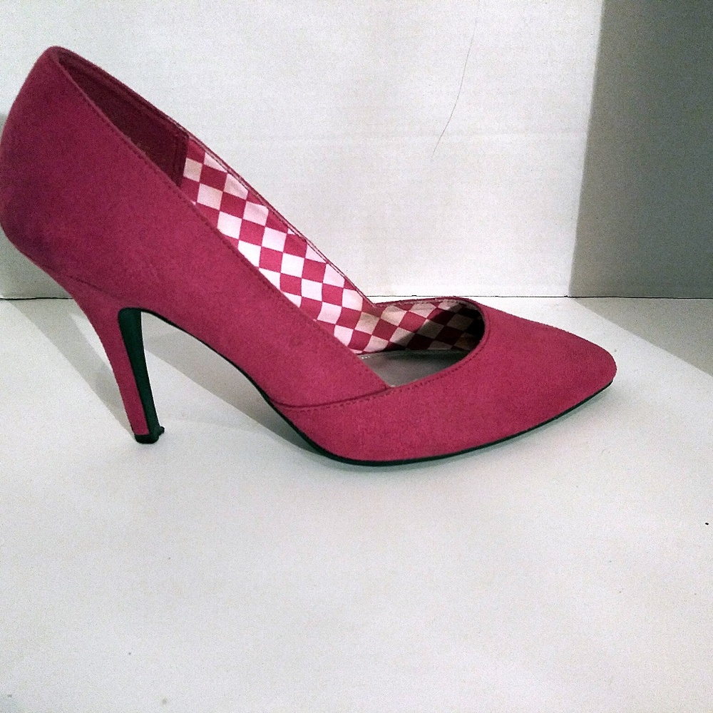 Red Pointy Toe Heels By Christian Siriano Size 9 - Picture 3 of 8